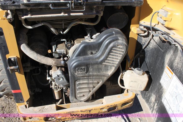 image for item B8783 Caterpillar 236 skid steer