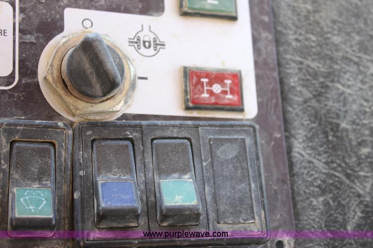 image for item B8793 Bell B35C 6x6 articulating dump truck