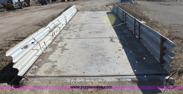 image for item B8794 WH scale