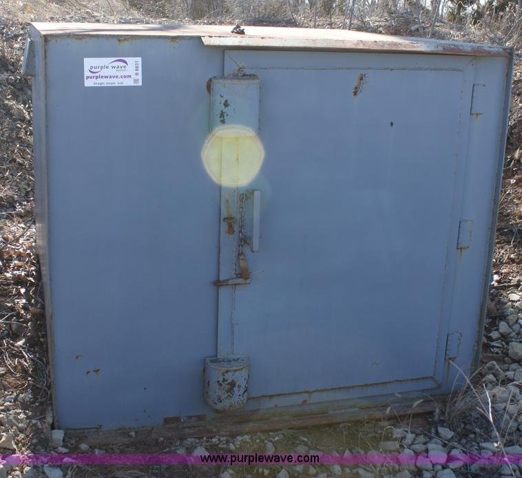 image for item B8831 Explosives container