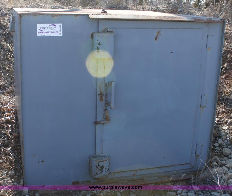 image for item B8831 Explosives container