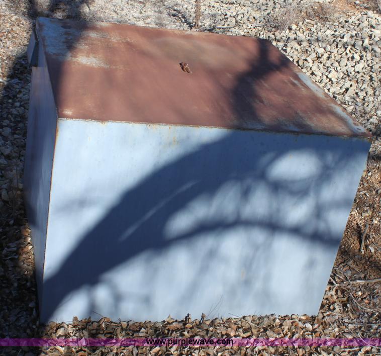 image for item B8831 Explosives container