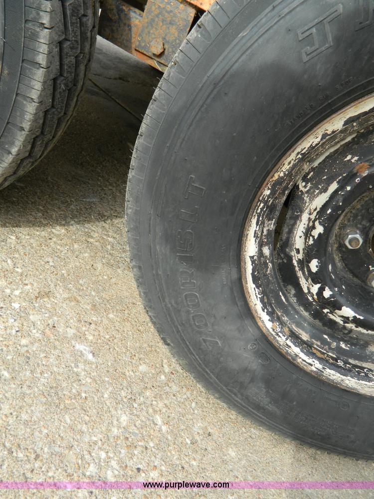 image for item C9485 1997 tilt bed trailer