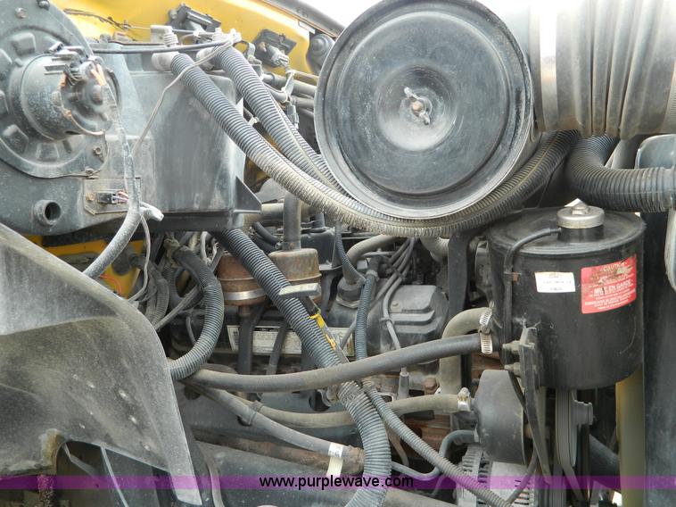 image for item D8700 1998 Ford F700 dump truck