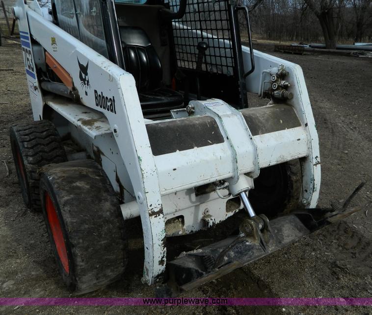 image for item D8709 2002 Bobcat 763 skid steer