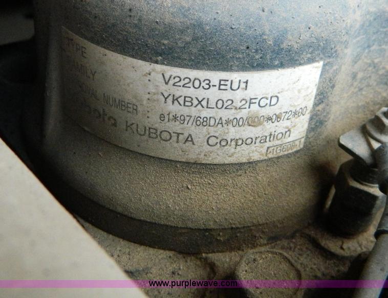 image for item D8709 2002 Bobcat 763 skid steer