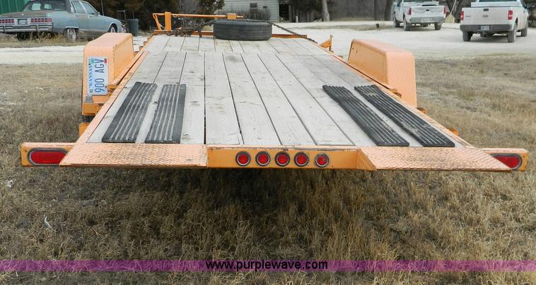 image for item D8710 2008 Kaufman 20' tilt bed trailer