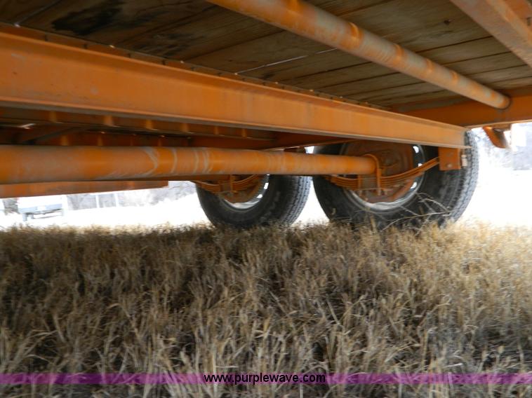 image for item D8710 2008 Kaufman 20' tilt bed trailer
