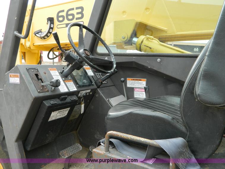 image for item D8728 1998 Gehl 663D rough terrain forklift truck