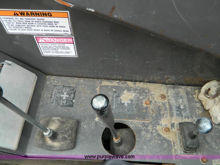 image for item D8728 1998 Gehl 663D rough terrain forklift truck