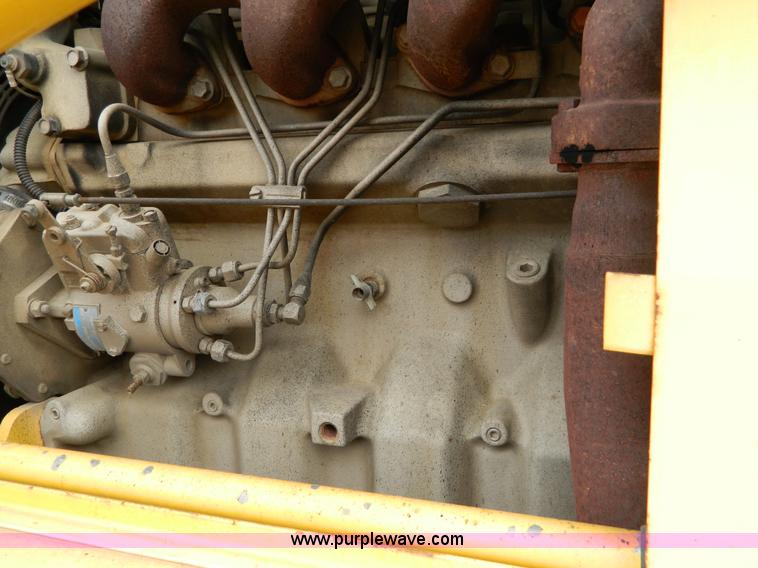 image for item D8728 1998 Gehl 663D rough terrain forklift truck