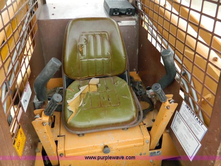 image for item D8729 1991 Case 1845C skid steer