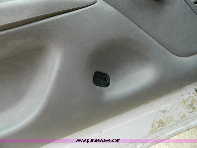 image for item D8734 1996 Ford F450 Super Duty dump truck