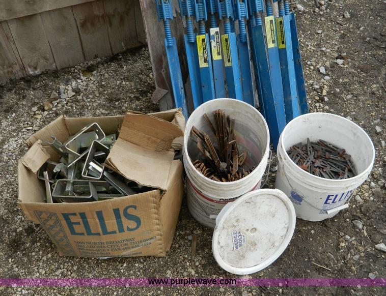 image for item E9348 Concrete forms