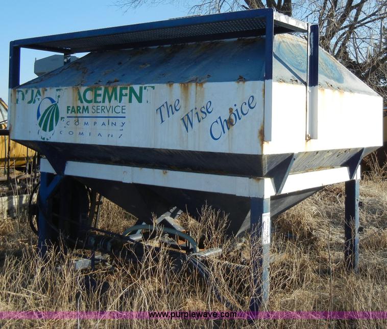 image for item A3440 Used fertilizer box