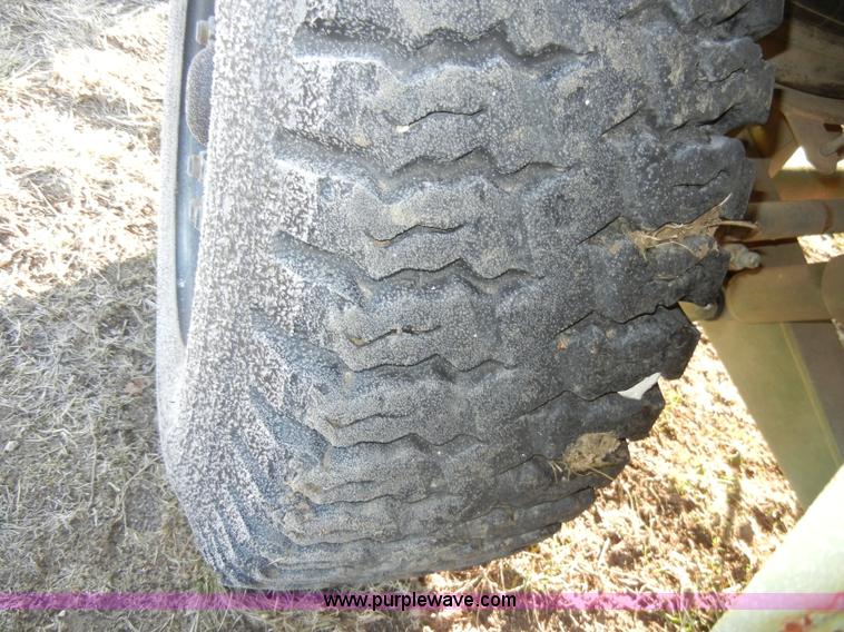 image for item A3441 Southwestern Mobility M989A1 trailer