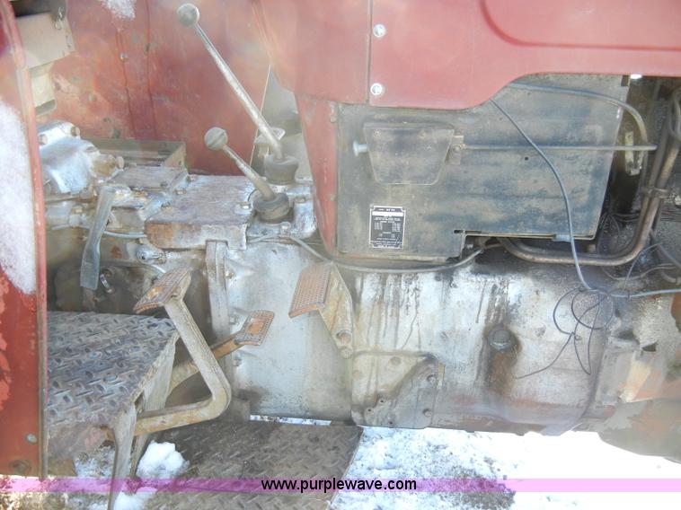 image for item A3443 1962 Massey-Ferguson MF90 tractor