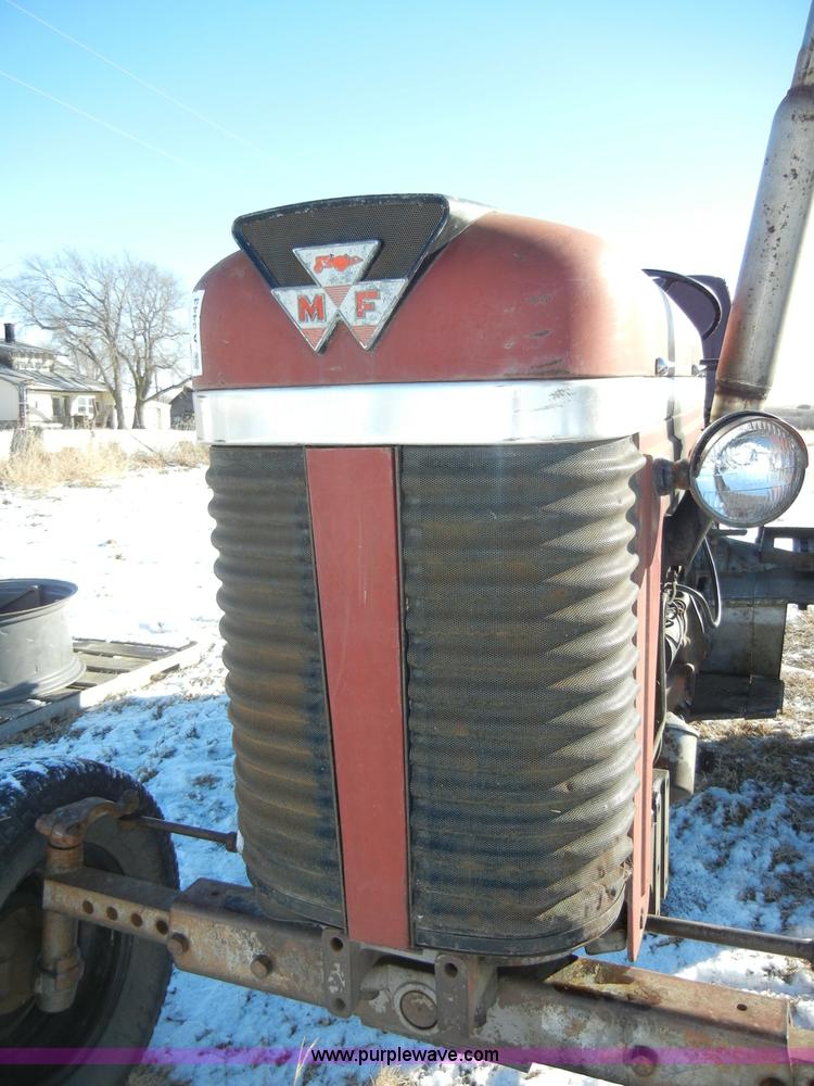 image for item A3443 1962 Massey-Ferguson MF90 tractor