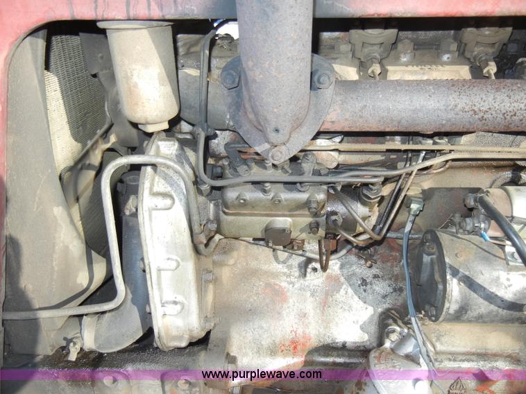 image for item A3443 1962 Massey-Ferguson MF90 tractor