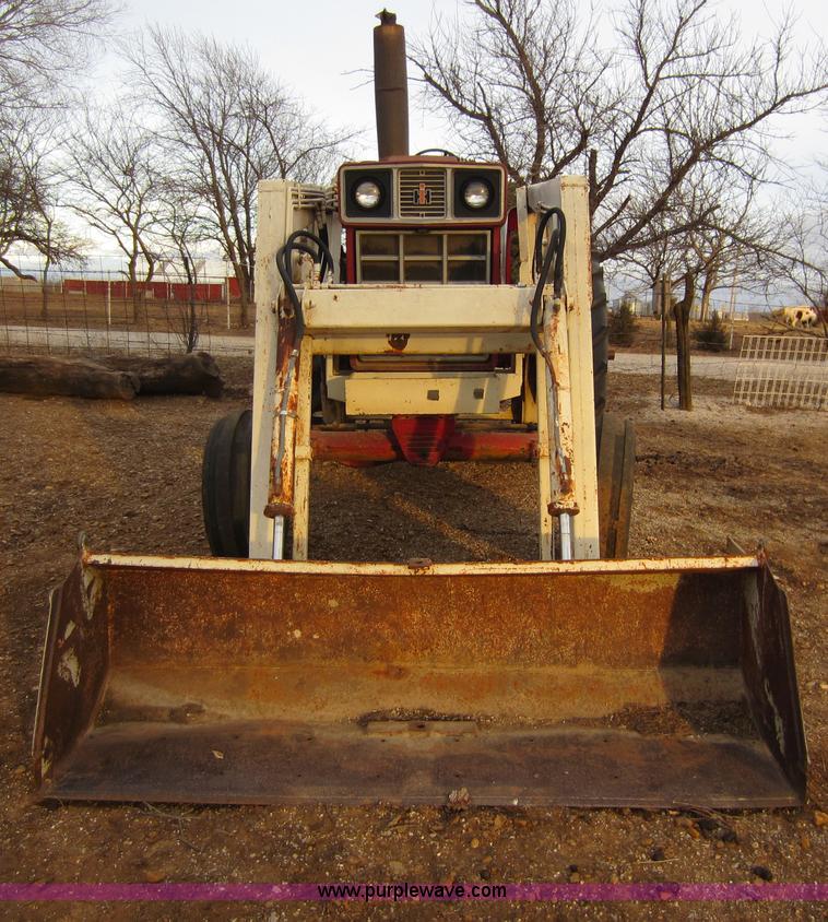 image for item A5632 International 766 tractor