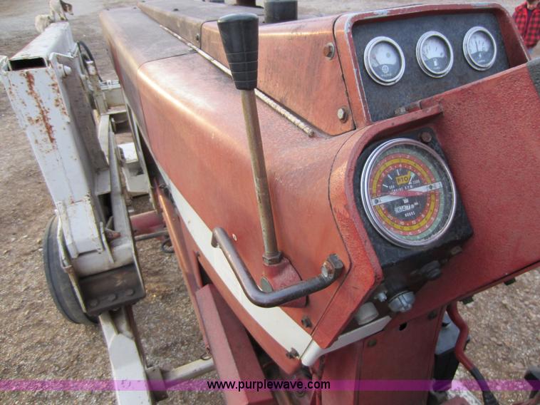 image for item A5632 International 766 tractor