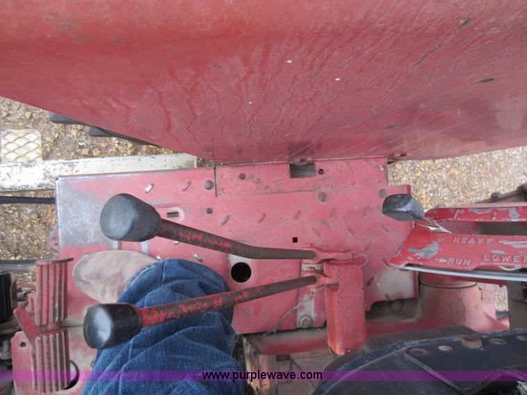 image for item A5632 International 766 tractor