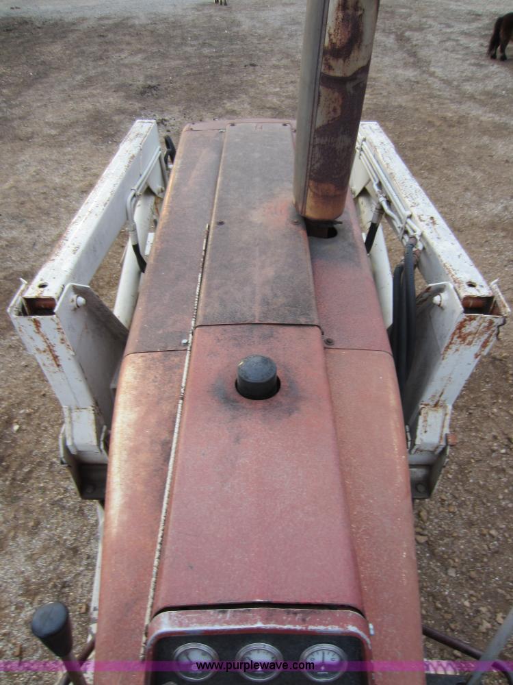 image for item A5632 International 766 tractor