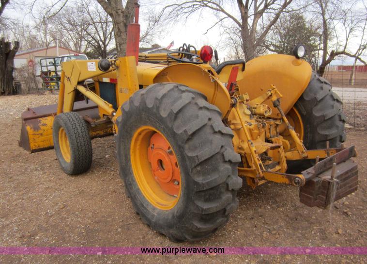 image for item A5633 John Deere 300 tractor