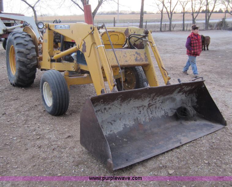 image for item A5633 John Deere 300 tractor