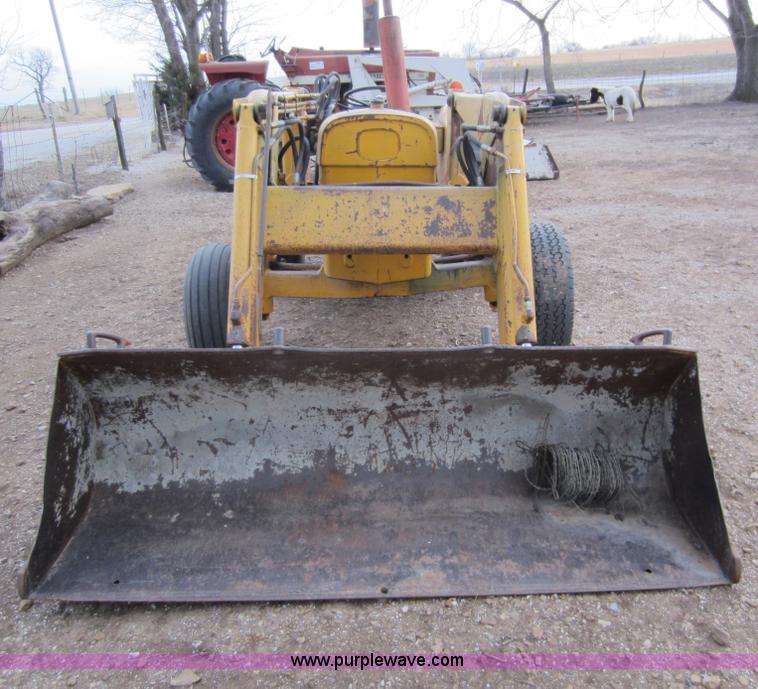 image for item A5633 John Deere 300 tractor