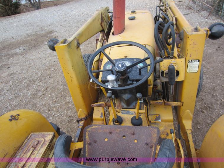 image for item A5633 John Deere 300 tractor