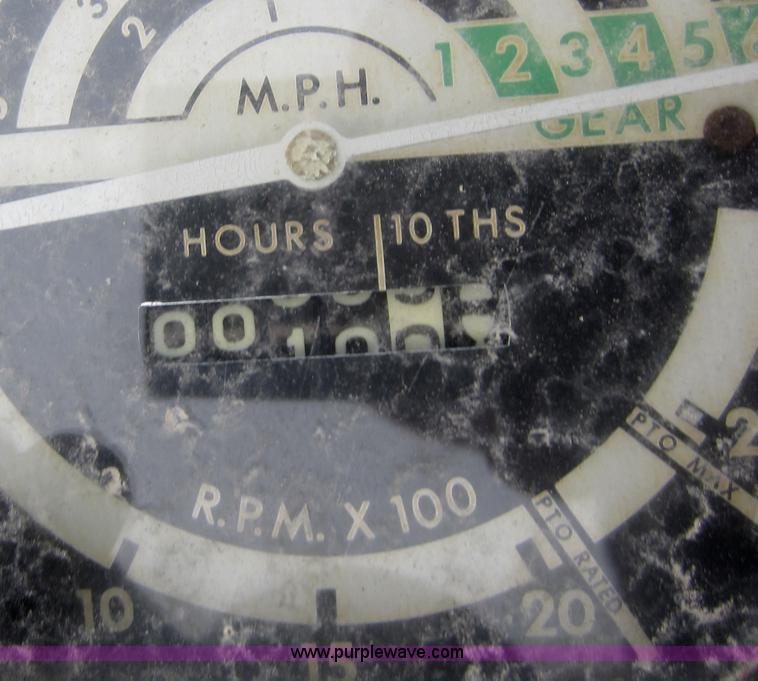 image for item A5633 John Deere 300 tractor