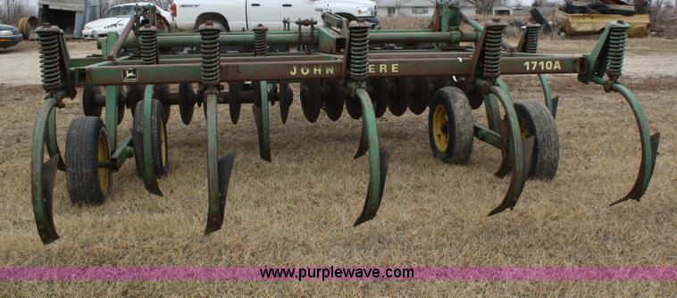 image for item A6646 John Deere E1710A consertill