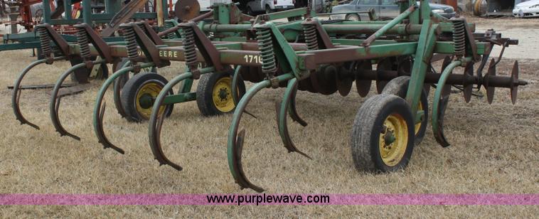 image for item A6646 John Deere E1710A consertill