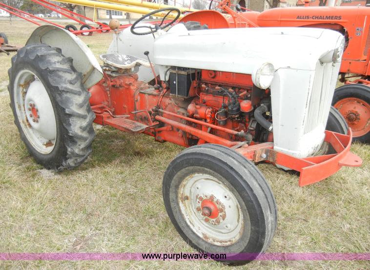 image for item A6691 Ford 600 tractor