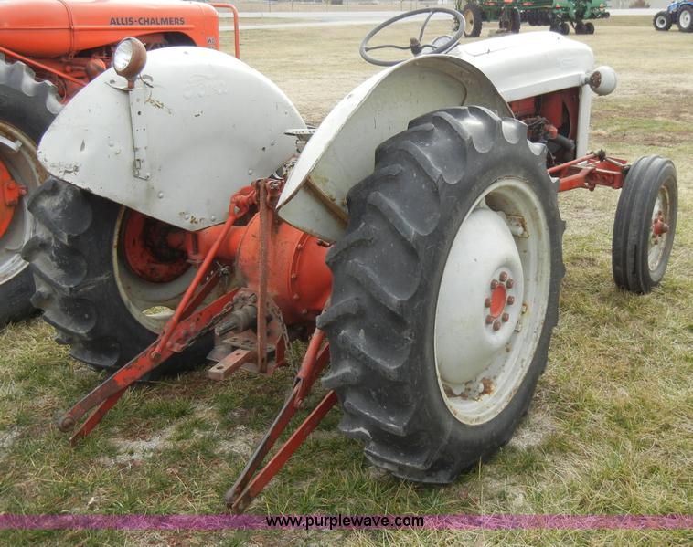 image for item A6691 Ford 600 tractor