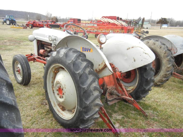 image for item A6691 Ford 600 tractor