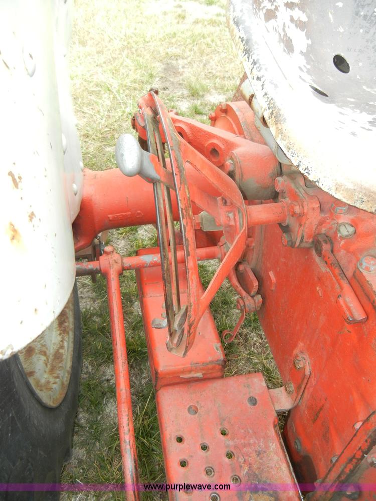 image for item A6691 Ford 600 tractor