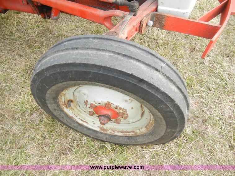 image for item A6691 Ford 600 tractor