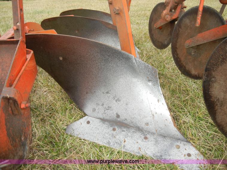 image for item A6692 Allis Chalmers WD45 tractor with attachments