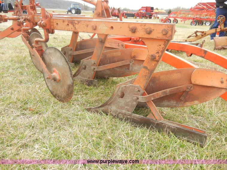 image for item A6692 Allis Chalmers WD45 tractor with attachments