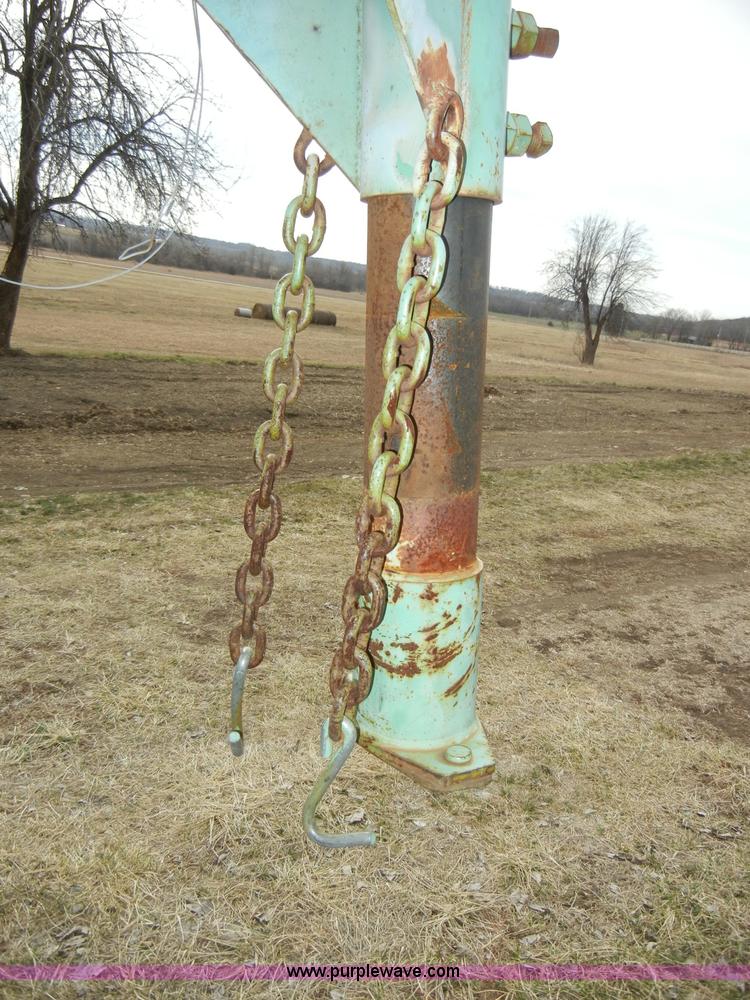 image for item A6696 1993 Rocky Mountain gooseneck stock trailer