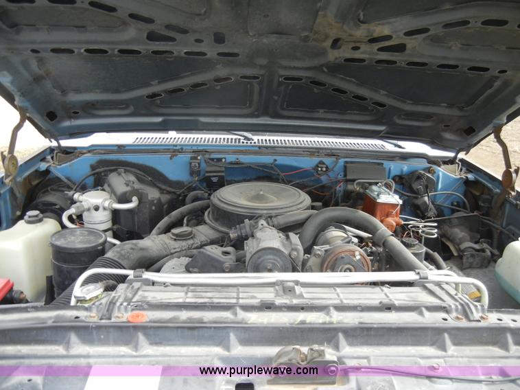 image for item A6697 1986 Chevrolet C30 Custom Deluxe pickup truck