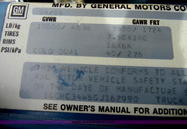 image for item A6697 1986 Chevrolet C30 Custom Deluxe pickup truck