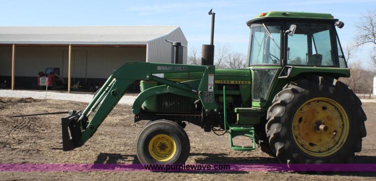 image for item A6724 1973 John Deere 4230 tractor