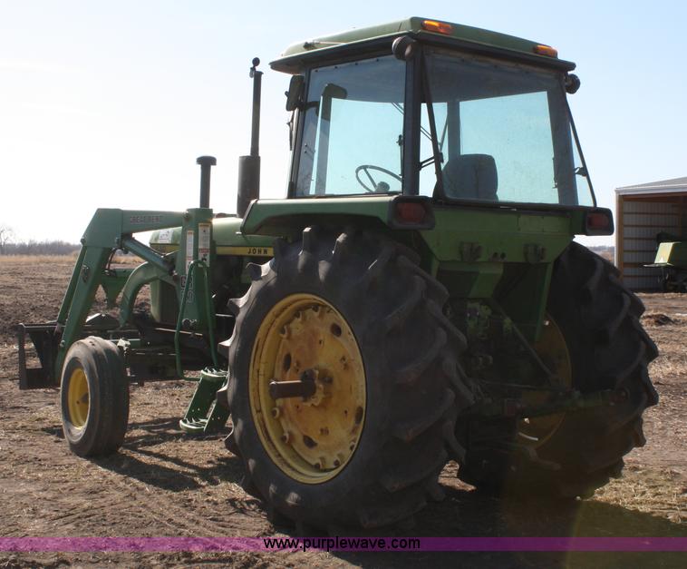 image for item A6724 1973 John Deere 4230 tractor