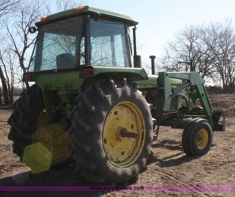 image for item A6724 1973 John Deere 4230 tractor