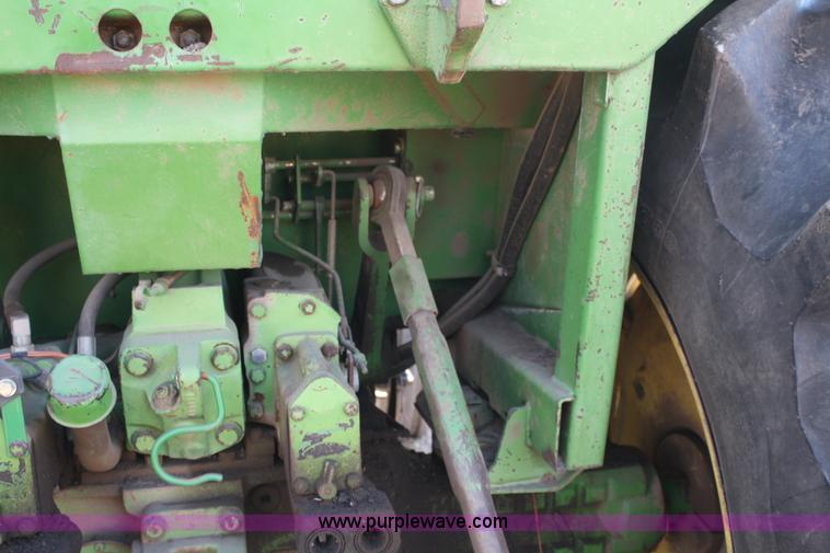 image for item A6724 1973 John Deere 4230 tractor