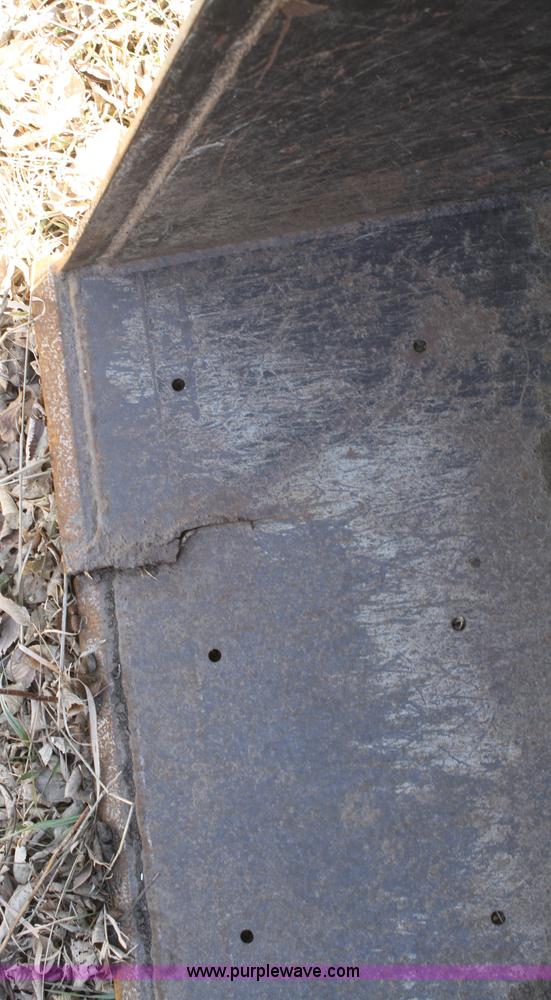 image for item A6724 1973 John Deere 4230 tractor