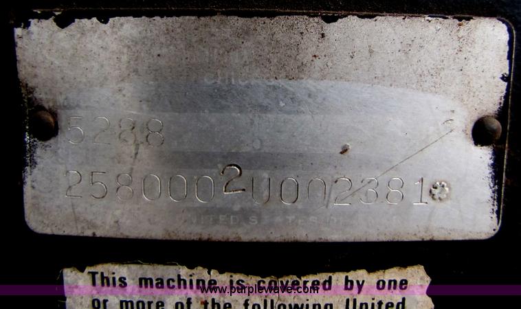 image for item B2167 1981 International Harvester 5288 tractor